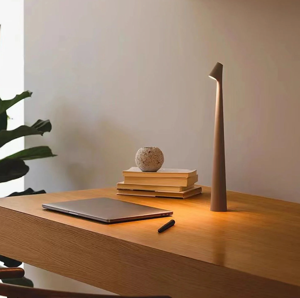 Modern LED Table Lamp | Cordless Design with Touch Dimming Feature | Stylish Lighting for Any Space
